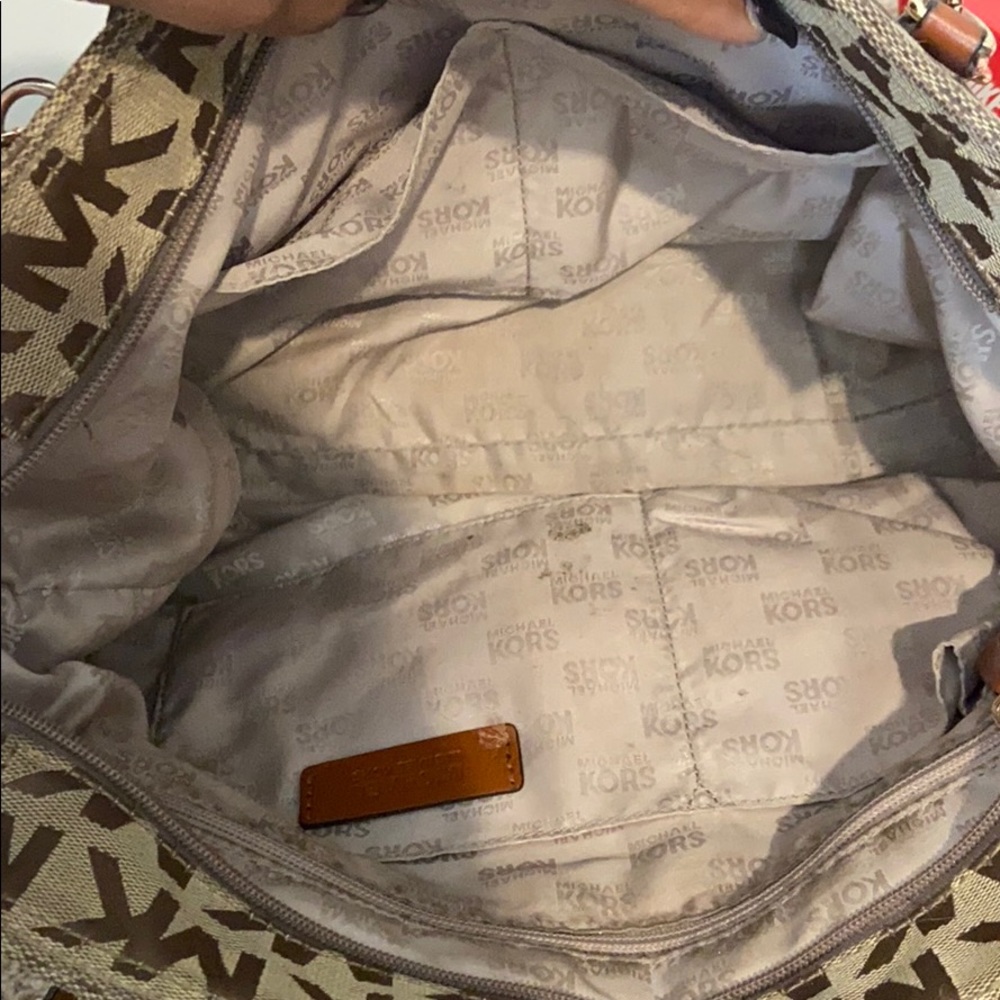 Purse - Picture 4 of 4